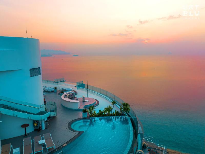 The Martini Panorama Seaview - image 7