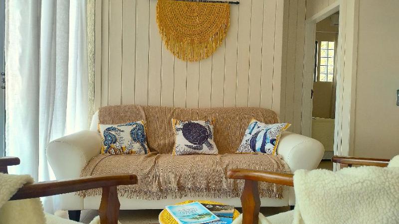 House 400 meters from the beach a retreat between the sea and the mountains. - image 41