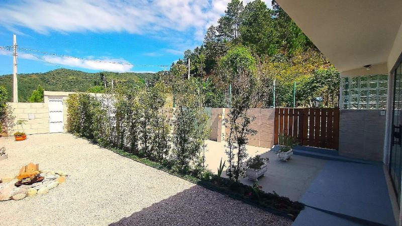 House 400 meters from the beach a retreat between the sea and the mountains. - image 2