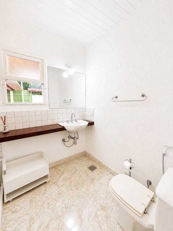 Spacious house with 7 bedrooms 400m from the beach | Pool barbecue area and sports field BZ54 - image 15