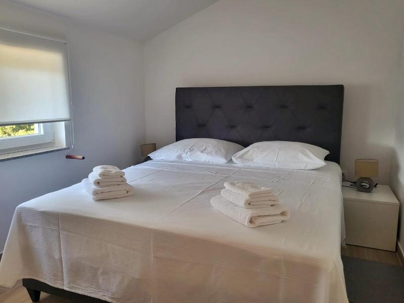 Apartment Prejac by the beach - image 14
