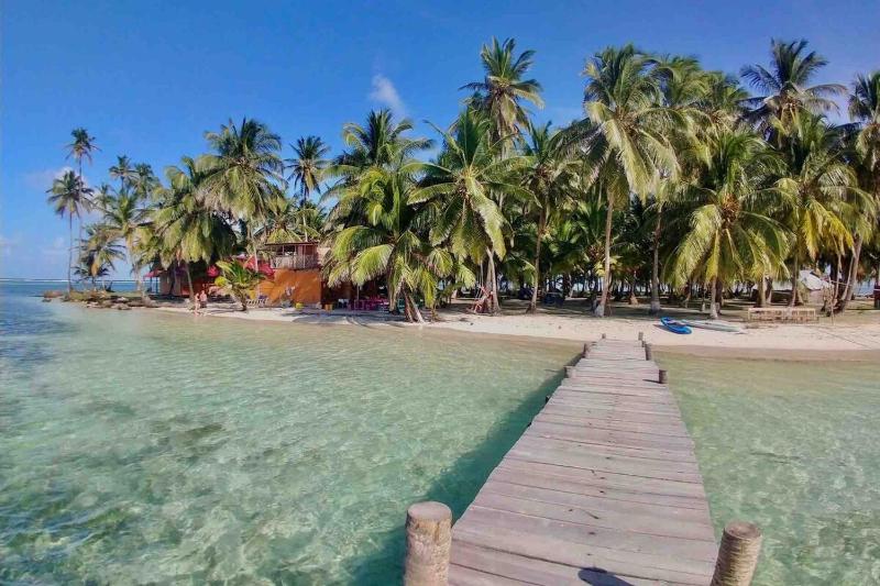 Cabins over the sea of Guna Yala Yansailadub - image 3