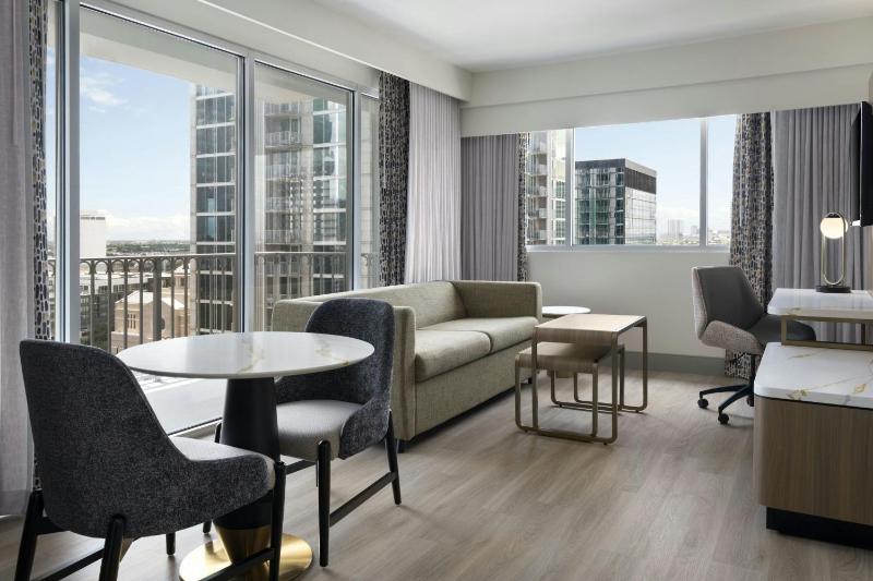 Fairfield by Marriott Inn & Suites Houston Downtown - image 45