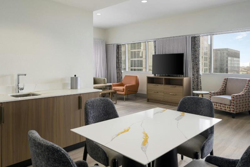 Fairfield by Marriott Inn & Suites Houston Downtown - image 38