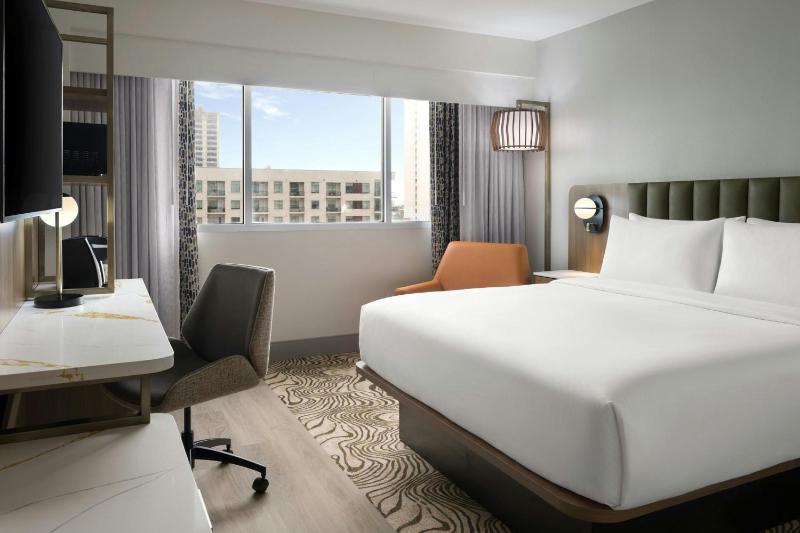 Fairfield by Marriott Inn & Suites Houston Downtown - image 43