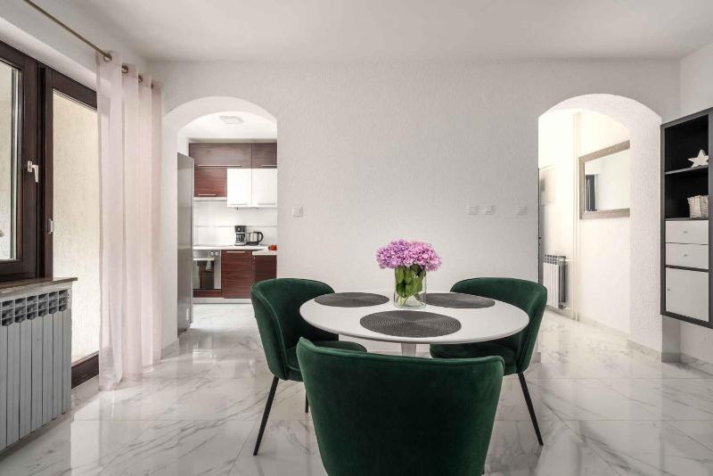 Apartment in Porec - Istrien 40339 - image 2