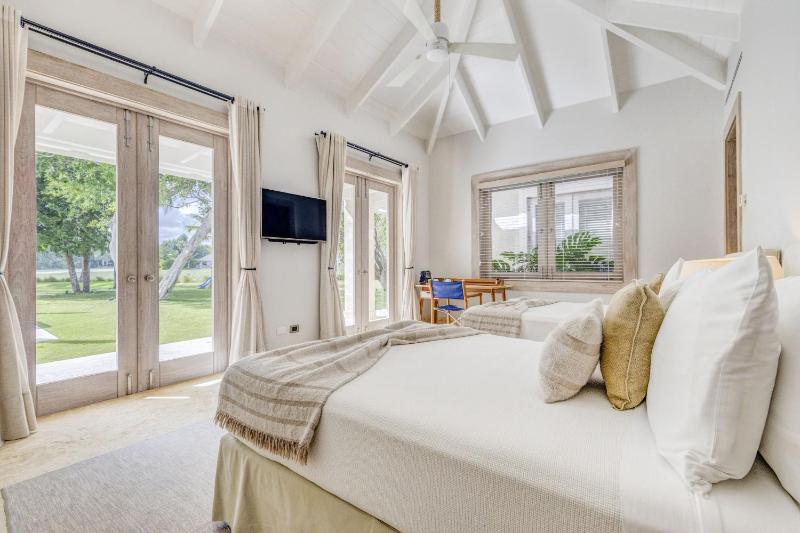 Villa Marena Sunset Retreat - image 8
