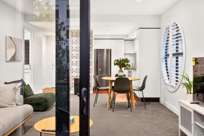 Central Auckland 2BR Free Parking Zodiak Stays - image 4