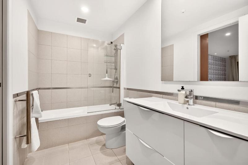 Central Auckland 2BR Free Parking Zodiak Stays - image 6