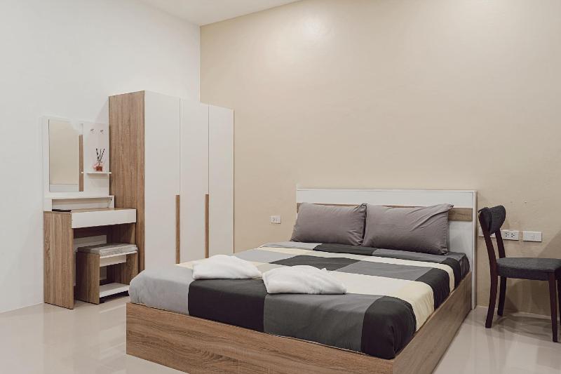 The One House - image 9
