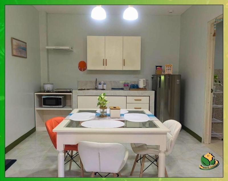 Furnished 2BR Prime Location Free Parking - image 11