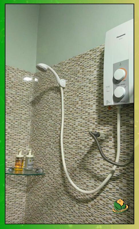 Furnished 2BR Prime Location Free Parking - image 20