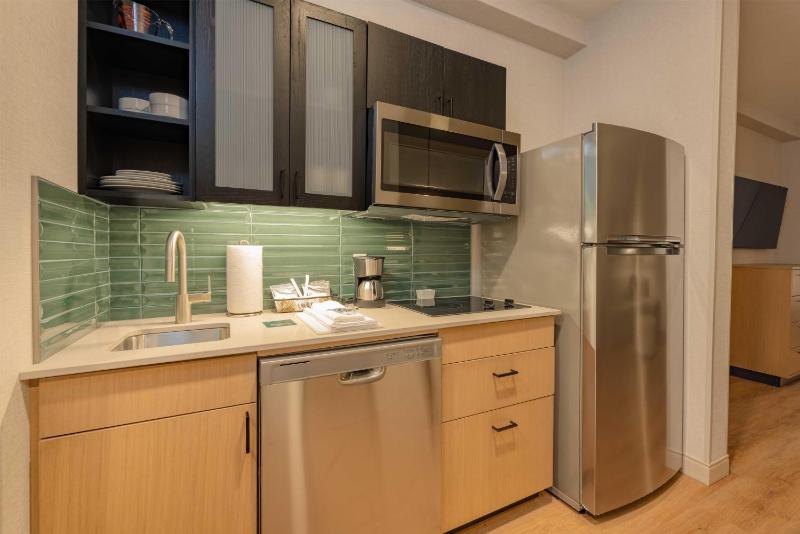 Hyatt House Portland Airport - image 44