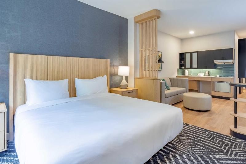 Hyatt House Portland Airport - image 31