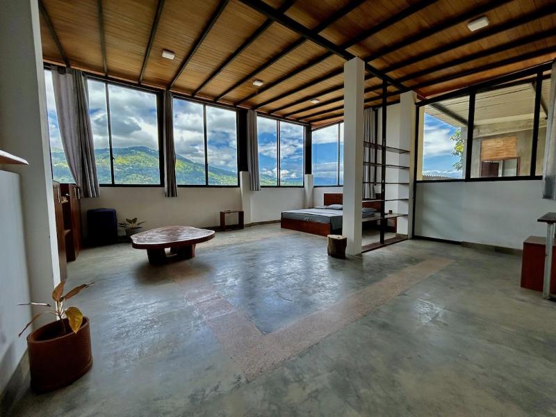HnM Kandy Double or Family Suite - image 1