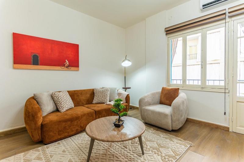 Rue - 2-BR Apartment & Balcony in Mar Mikhael - image 6