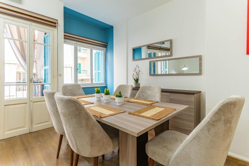 Rue - 2-BR Apartment & Balcony in Mar Mikhael - image 8