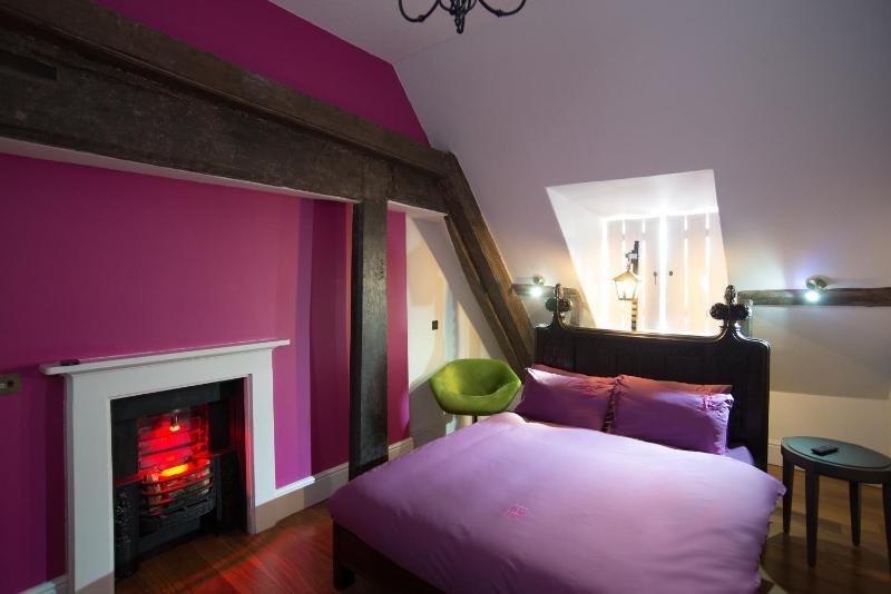 Double Room Ensuite image 1