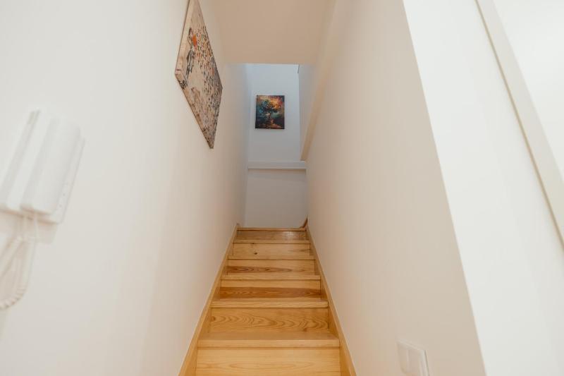 Modern Lapa Duplex Apartments by Vacationy - image 19