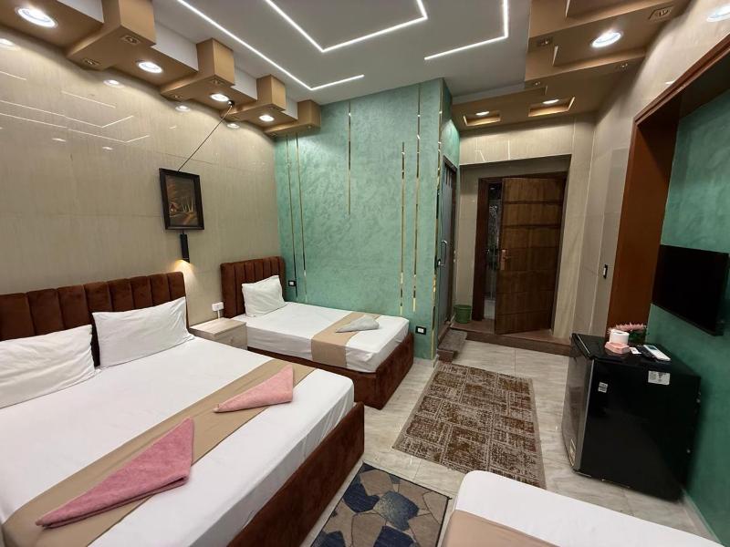 Crown plaza Hotel - image 15