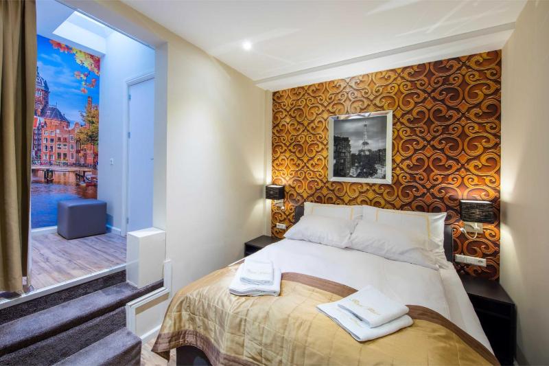 Royal Plaza Hotel Amsterdam - image 11