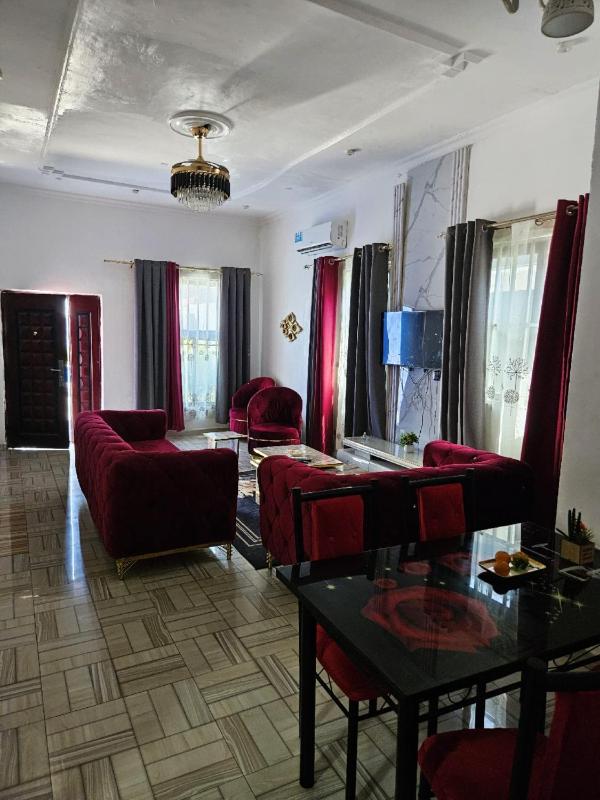 2 bedroom apartment with pool At Tseaddo Airport - image 13