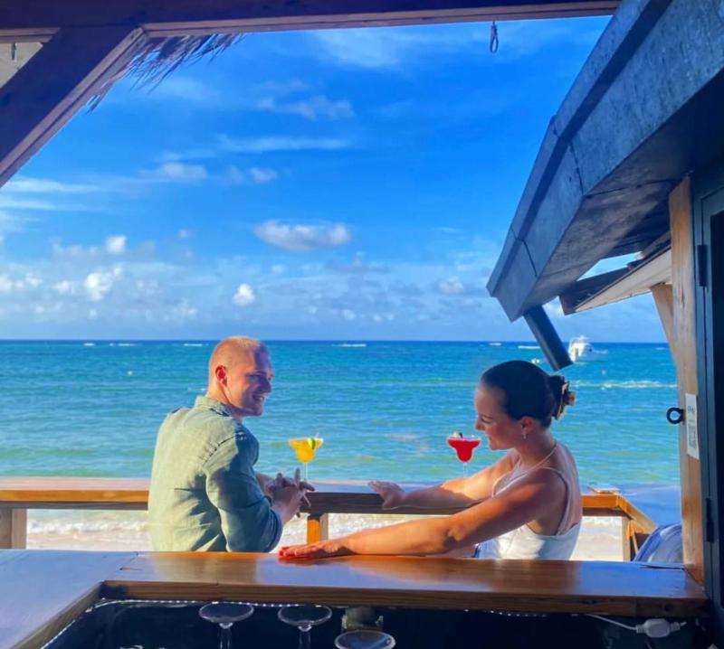 CARIBBEAN SUITES at LOS CORALES BEACH - image 7