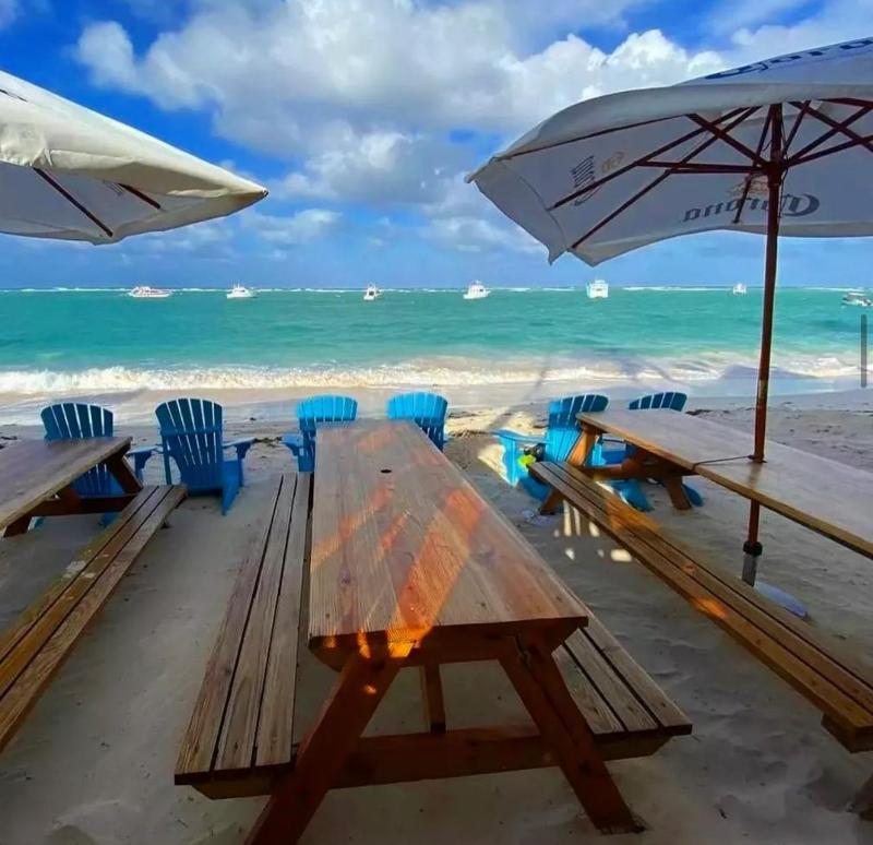 CARIBBEAN SUITES at LOS CORALES BEACH - image 6