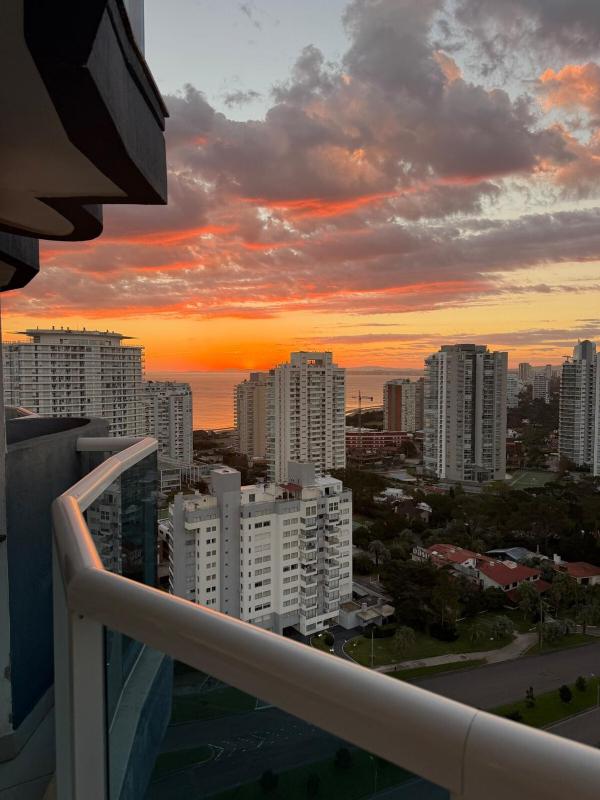 360 View - Brava & Mansa - image 10