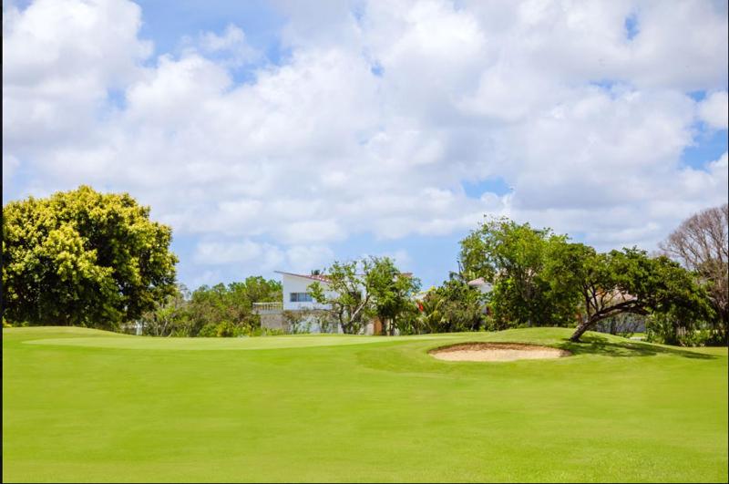 Cocotal Caribbean Retreat Pool Golf & Punta Cana - image 9