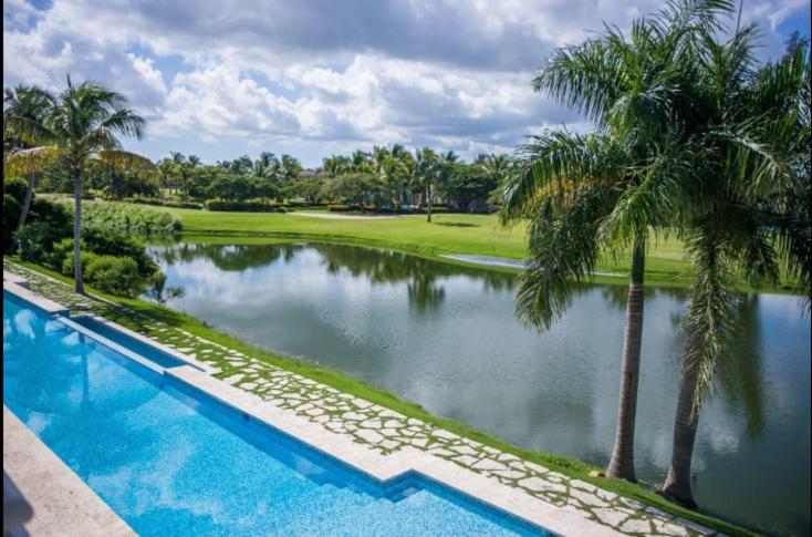 Cocotal Caribbean Retreat Pool Golf & Punta Cana - image 7