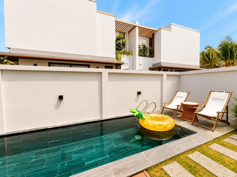 Beachside 2 Bedroom Villas with Private Pool - Airport Pick Up - image 8