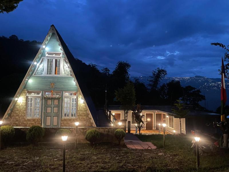 Moonlight Retreat - The Dream Stay Property Lamahatta - image 1