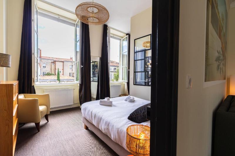 Appart Classé 4* | Hôtel Particulier Rochelais - image 50