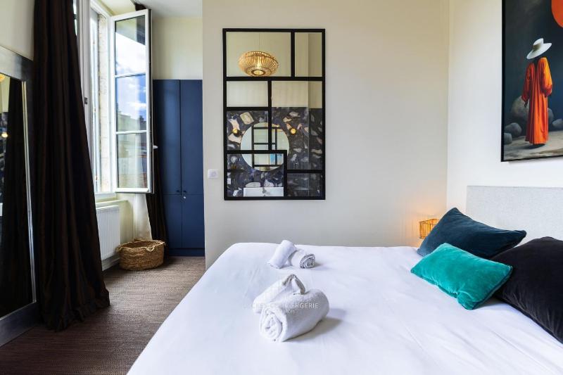 Appart Classé 4* | Hôtel Particulier Rochelais - image 47