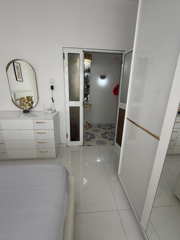 Stylish 1-bed in Central Shkoder Sleeps 4 - image 10