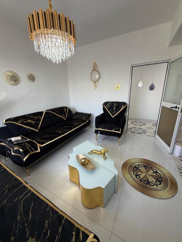 Stylish 1-bed in Central Shkoder Sleeps 4 - image 15