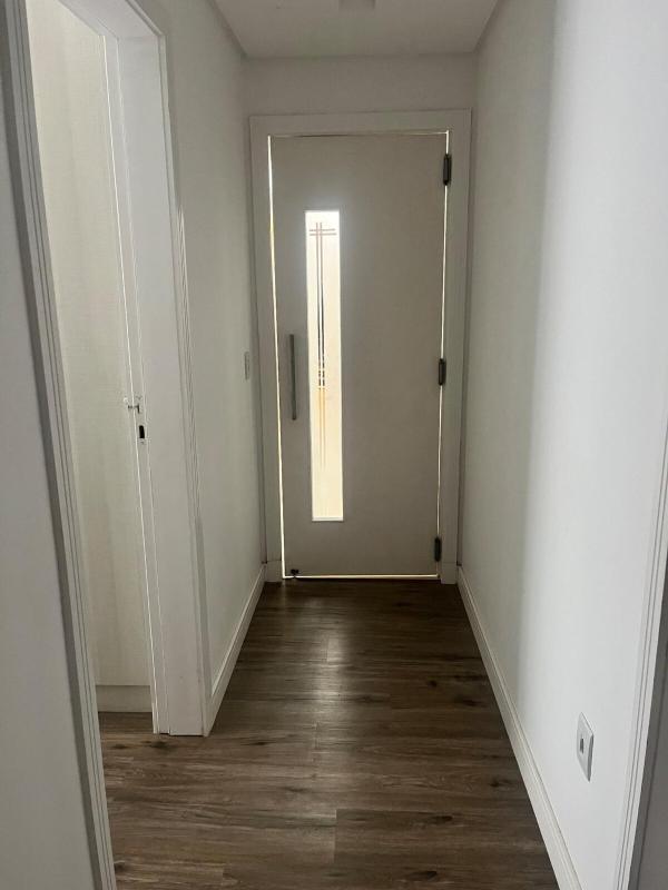Double suite with private bathroom and parking space - image 23