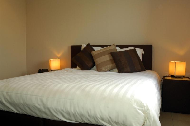 Quadruple Room image 4