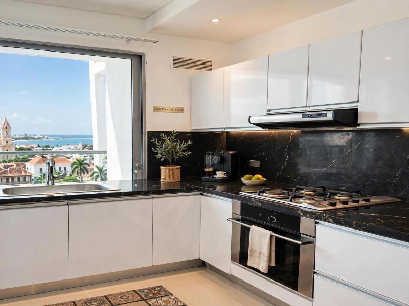Luxurious 3-Bedroom Apartment with Shared Pool in Bolvar - image 12