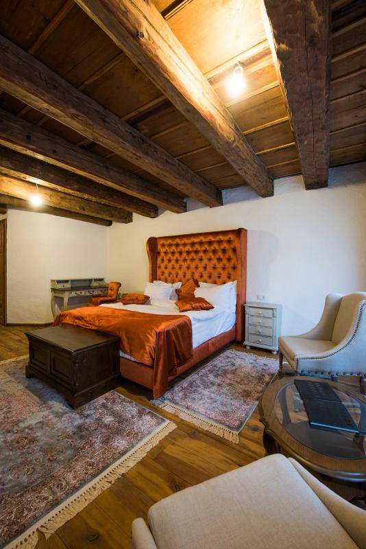 Apartment - Ground Floor image 4