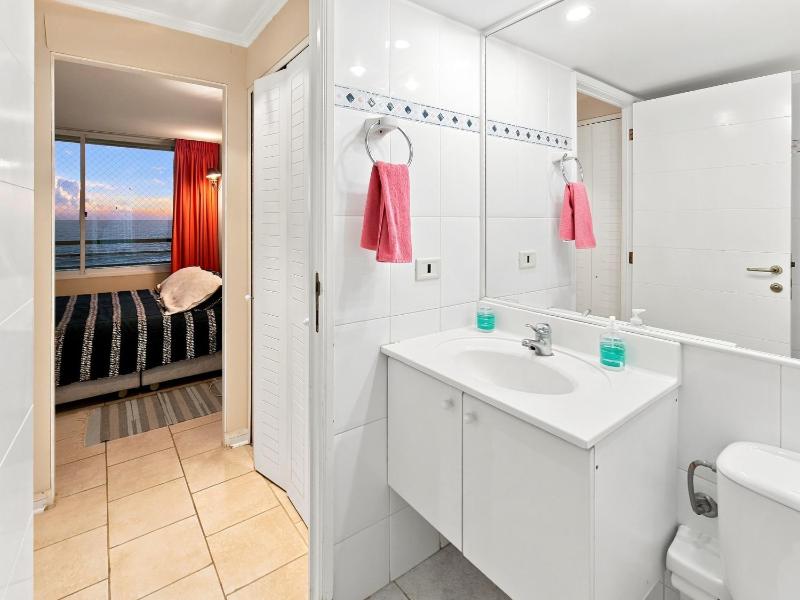 Oceana Suites Playa Cochoa - image 22