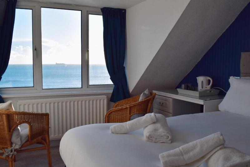 Penn House - image 45