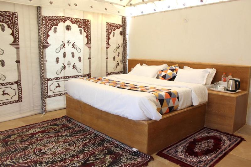 Best Al Luxury Desert camp - image 16