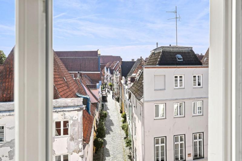 Sadebo Traveblick Suites Lübeck Innenstadt - image 26