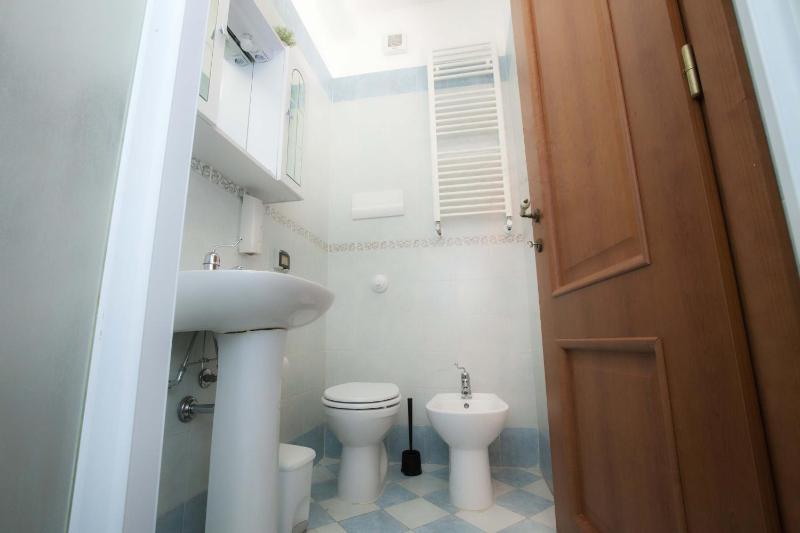 Standard Double Room image 2