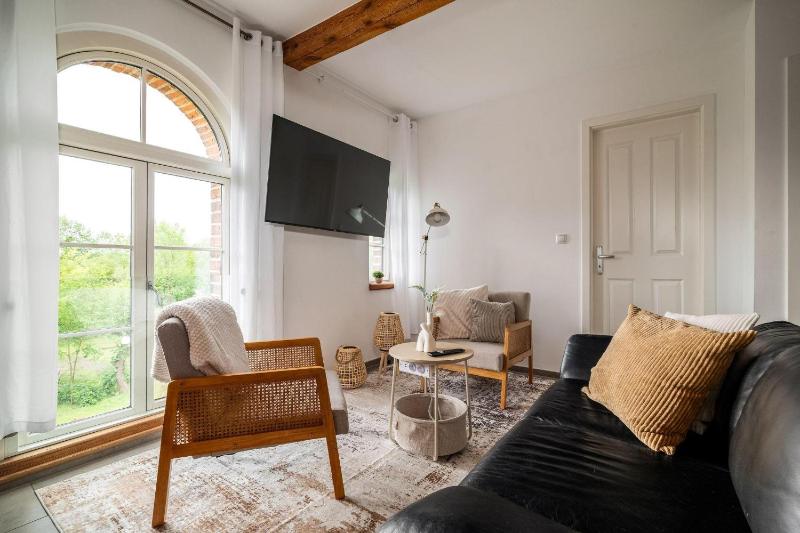 Hotel-Bolter-Muehle-Fewo-Sonnenblumenzimmer - image 36