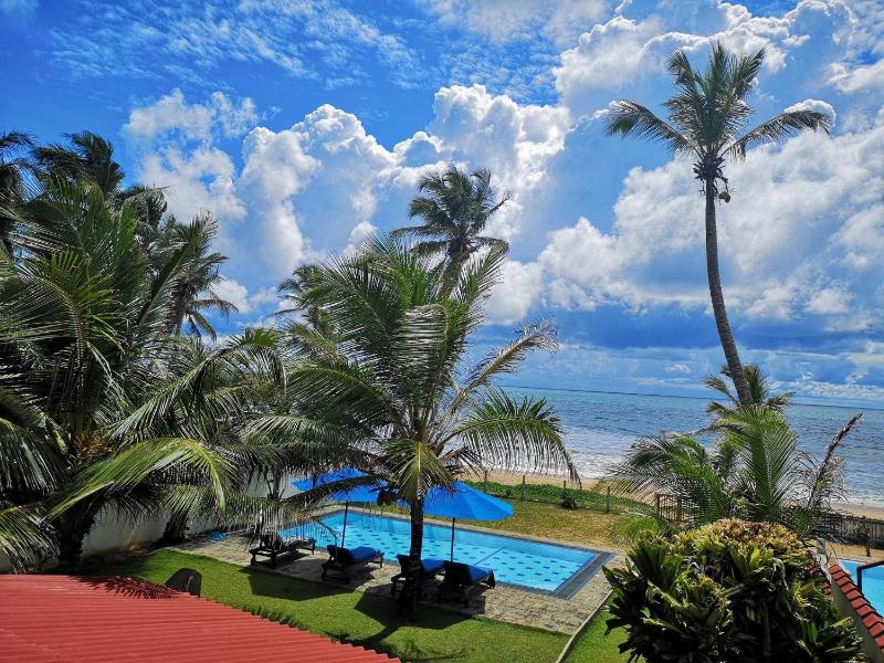 Tropical Beach House Hikkaduwa - image 14