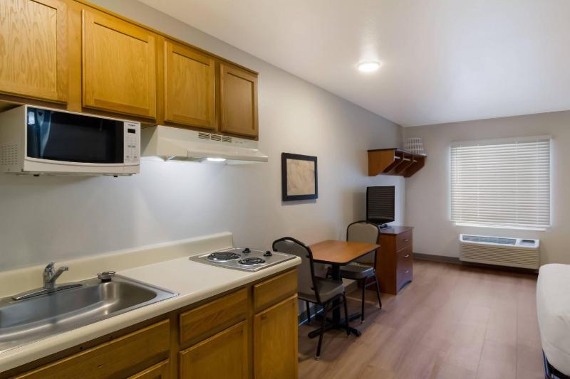 WoodSpring Suites Jacksonville I-295 East - image 21