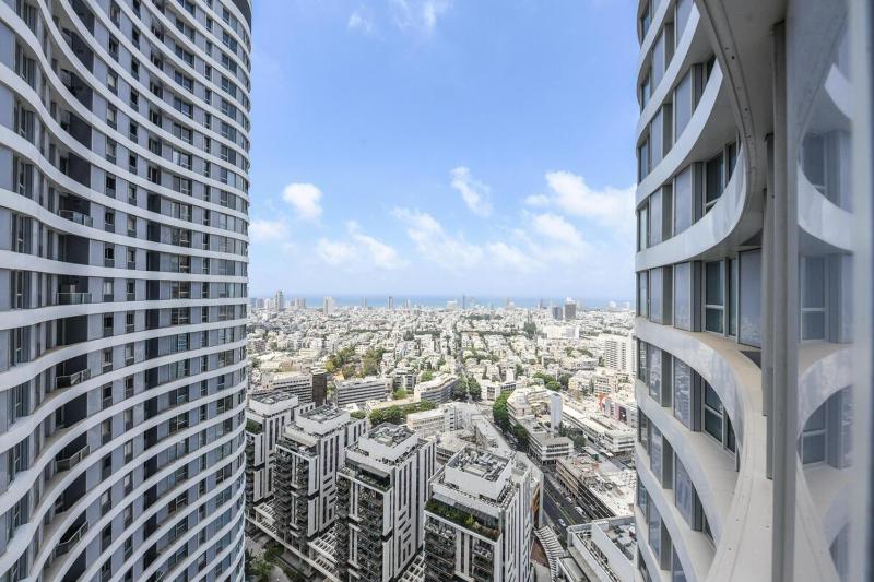 Mamad Modern Duplex with Sea View - image 16